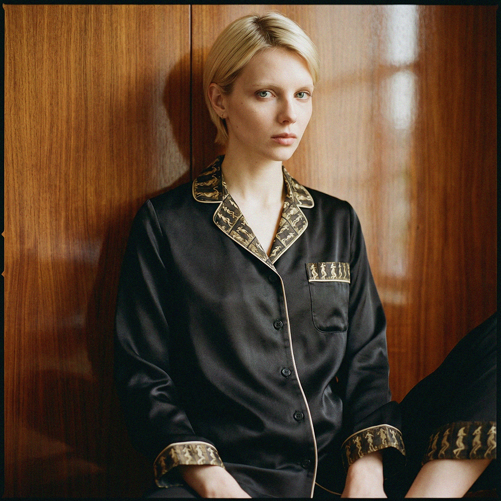 The Chronophotograph Silk Pajama Shirt in Darkroom